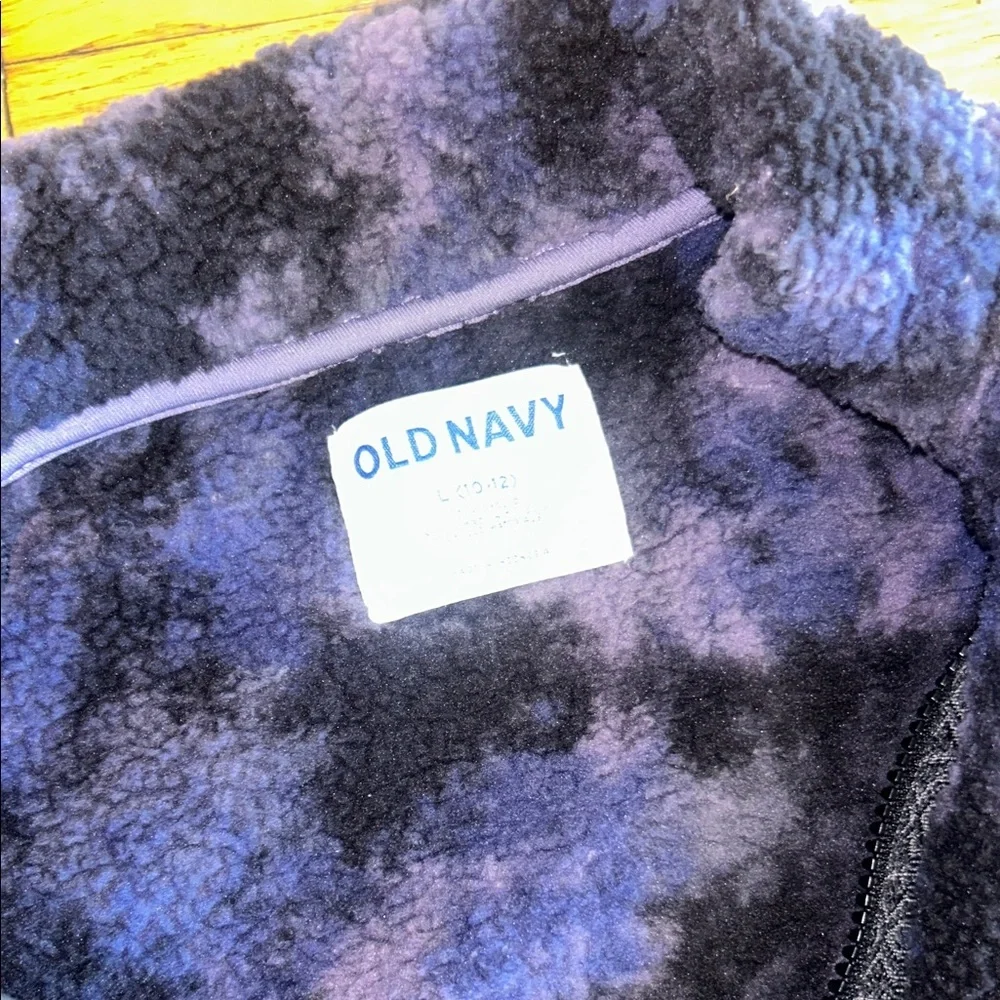 Old Navy Kids Size 10-12 NWT Printed Sherpa Zip Jacket for Boys